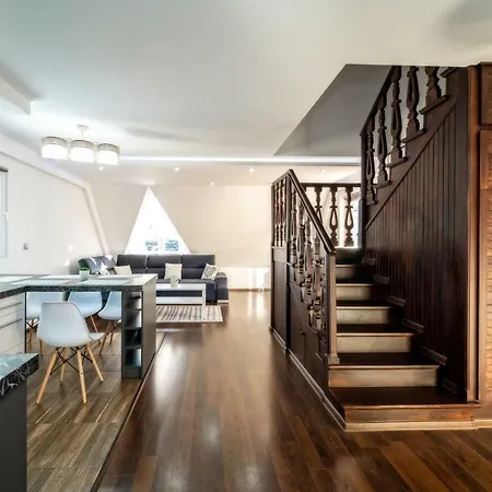 Apartament *